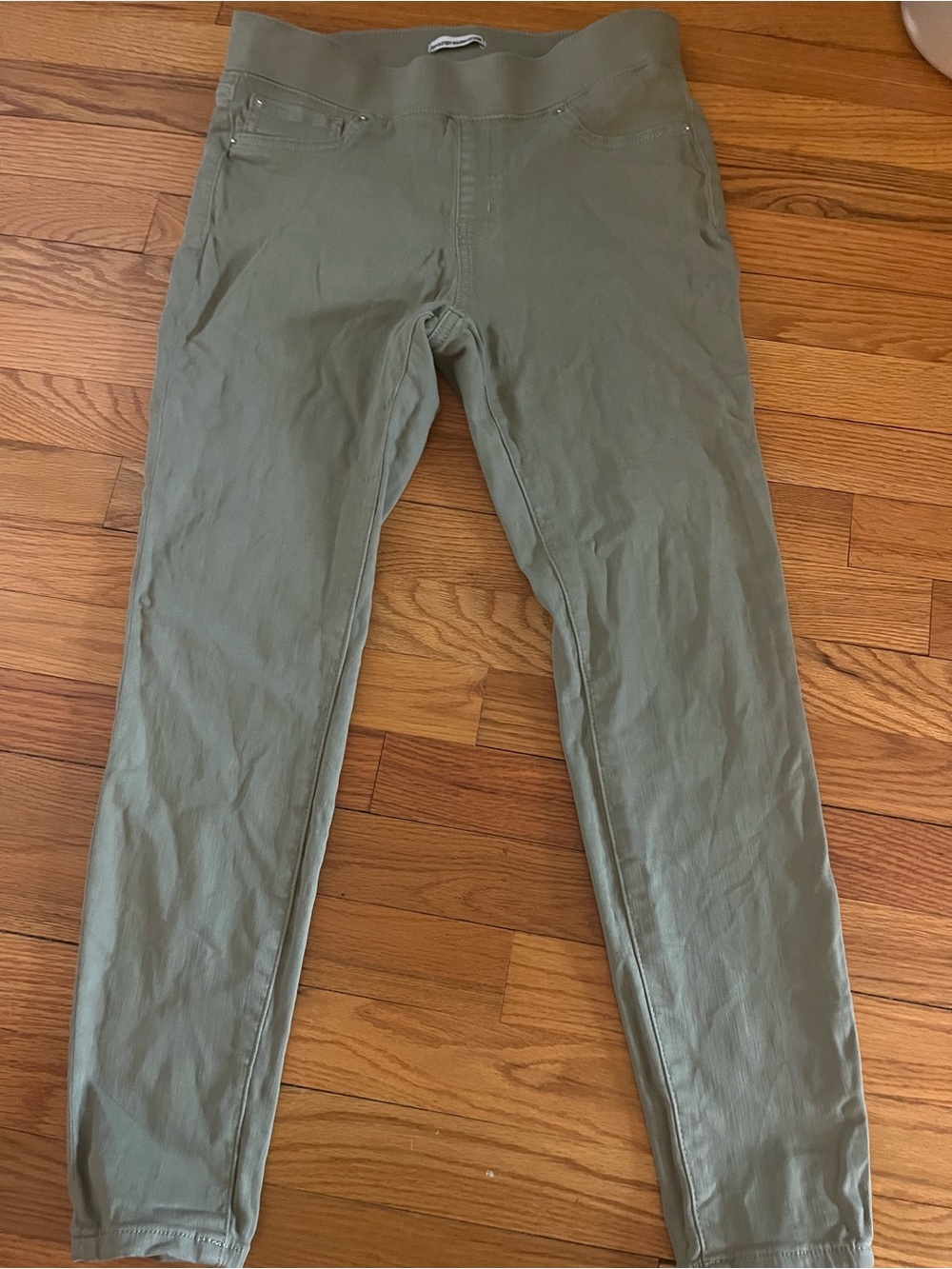 Amazon Essentials Women’s Olive Green Jeggings